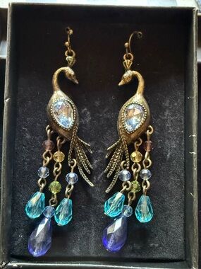 Elegant Avon peacock antique gold-tone drop earrings w/ Blue and Purple Crystals